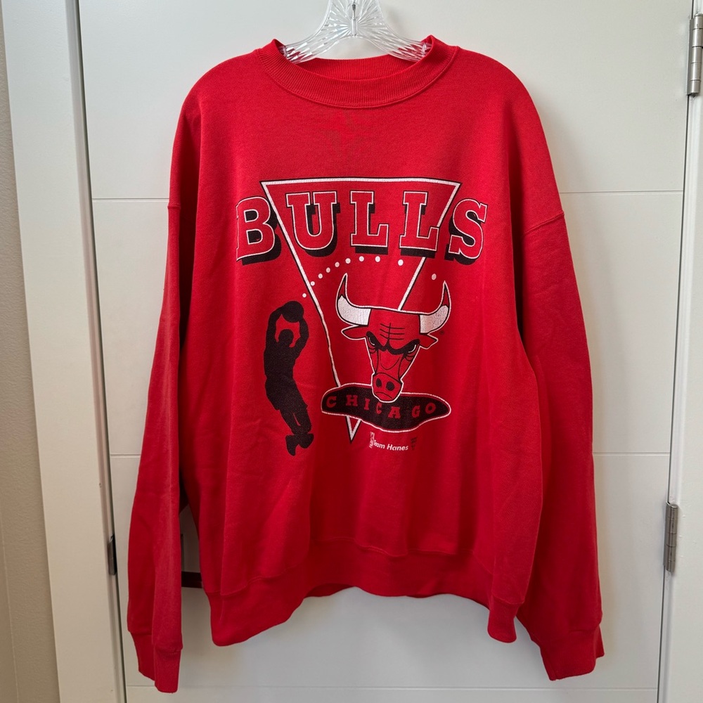 Vintage Bulls crewneck. Size:XXL